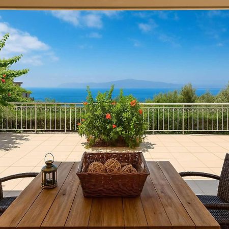 Aigli Fully Equipped Getaway - Seaview Lux Retreat Villa Kalamáta Eksteriør bilde