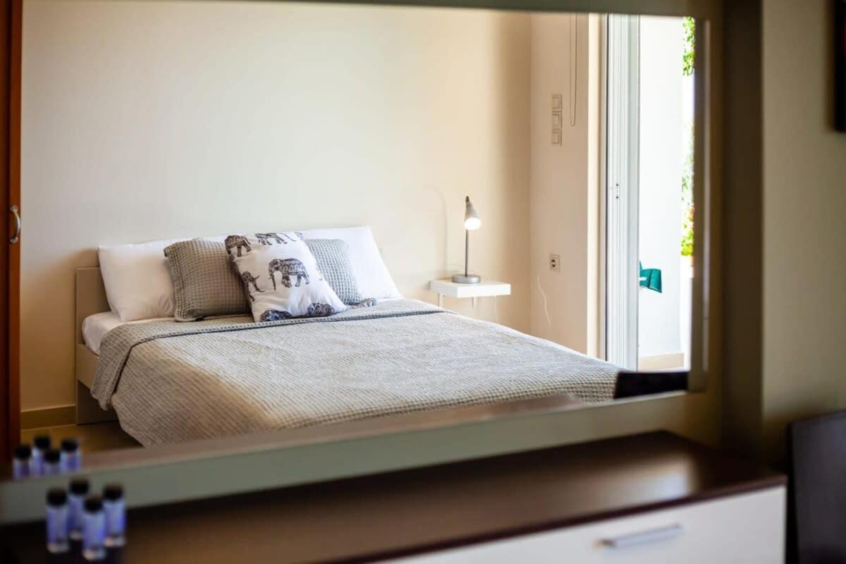 Aigli Fully Equipped Getaway - Seaview Lux Retreat Villa Kalamáta Eksteriør bilde